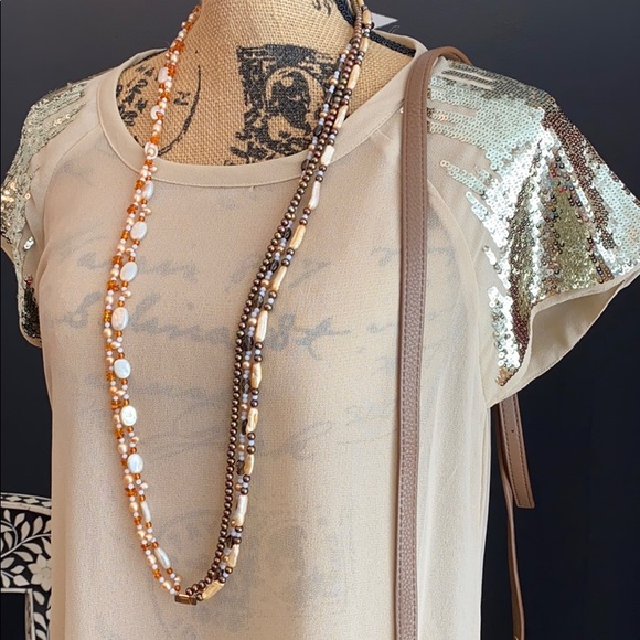 Top - Picture 2 of 4